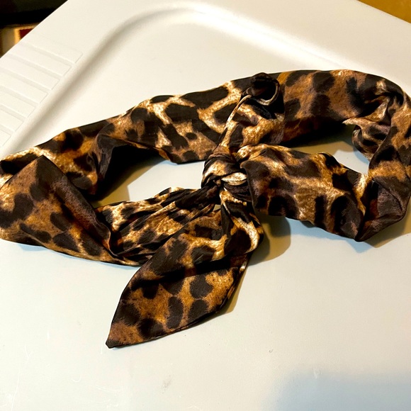 Multiple head bands - Picture 4 of 4